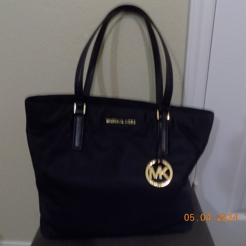 Michael Kors Attractive Dark Blue Nylon & Leather Tote Bag